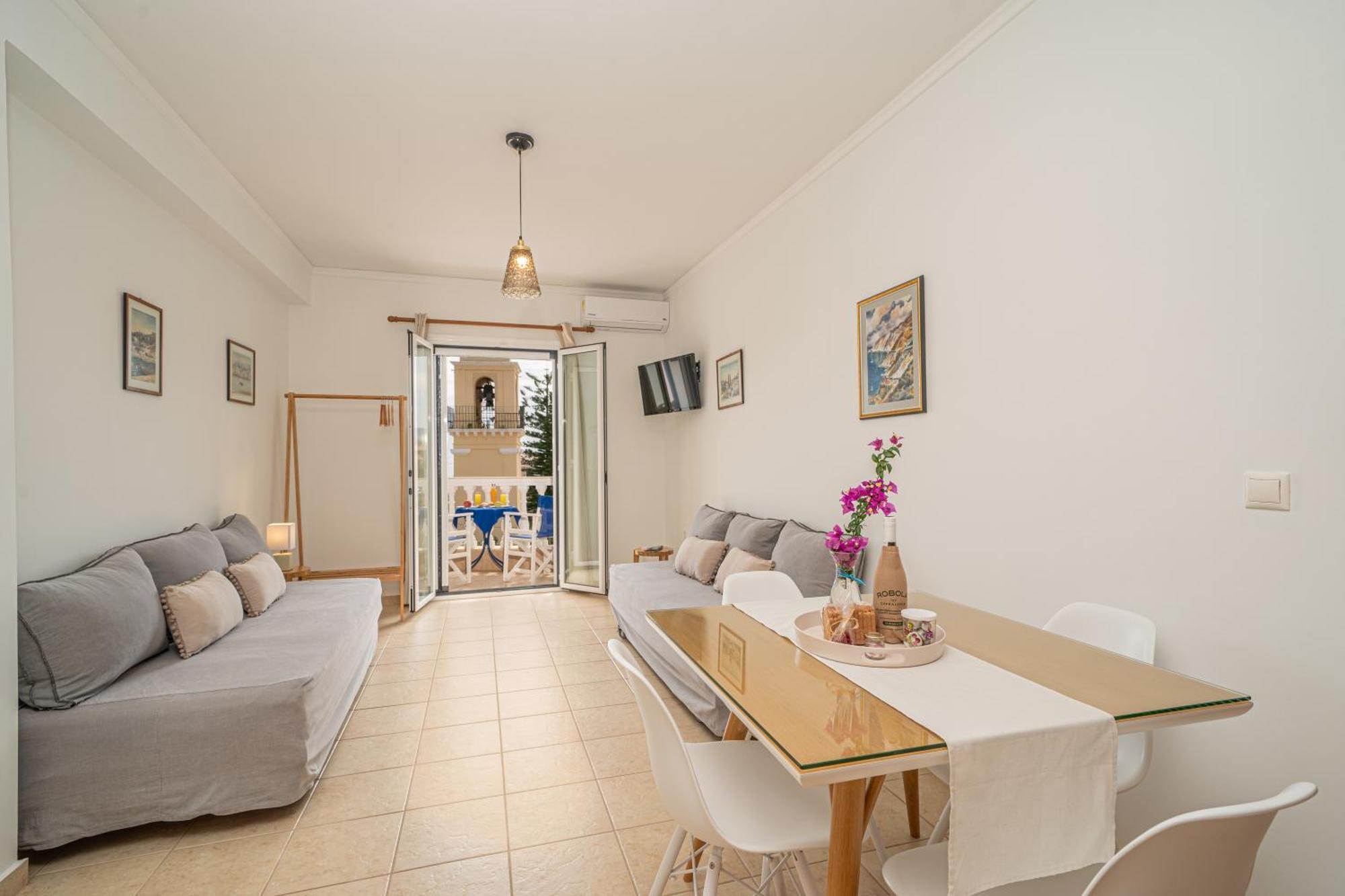Nefeli Apartments Agia Efimia エクステリア 写真