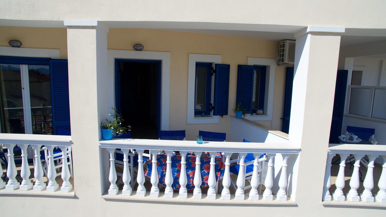 Nefeli Apartments Agia Efimia エクステリア 写真
