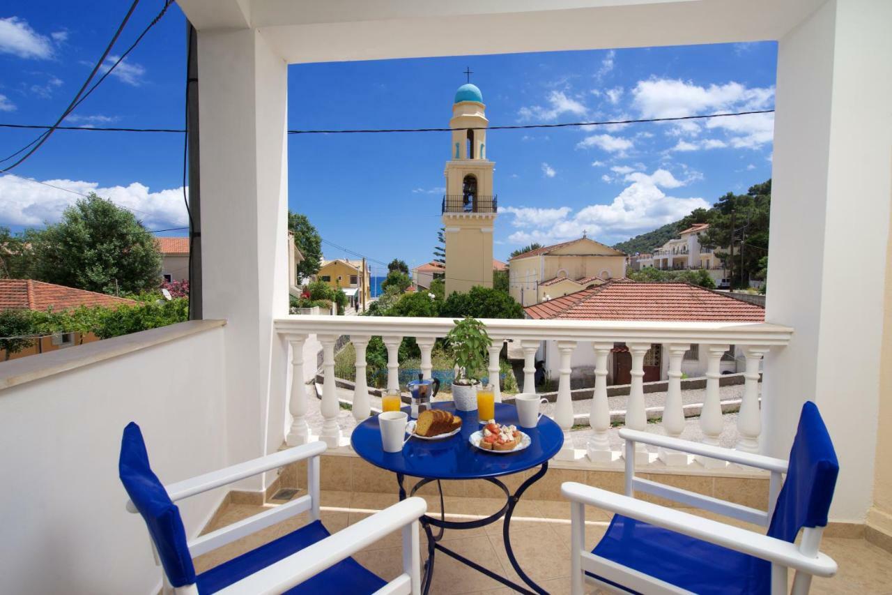 Nefeli Apartments Agia Efimia エクステリア 写真