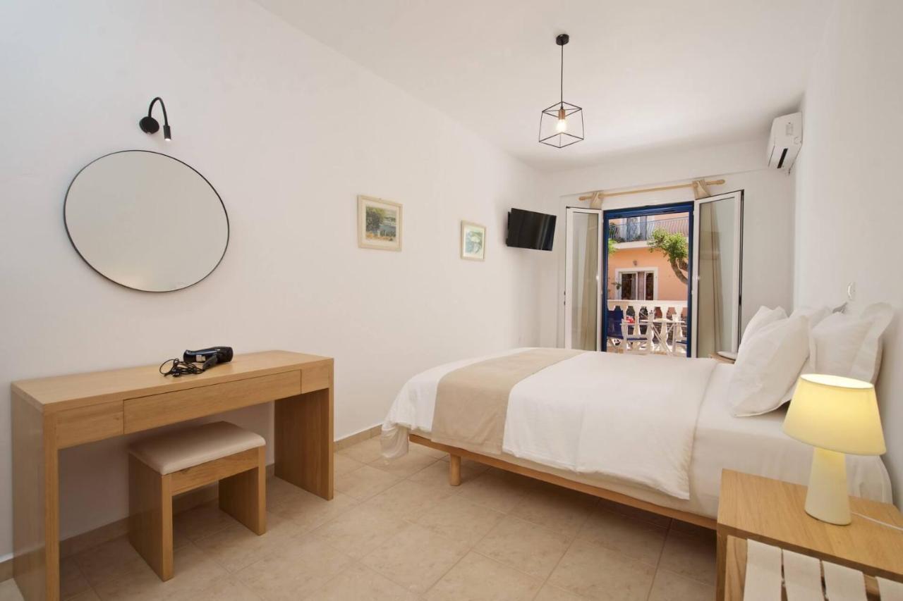 Nefeli Apartments Agia Efimia エクステリア 写真